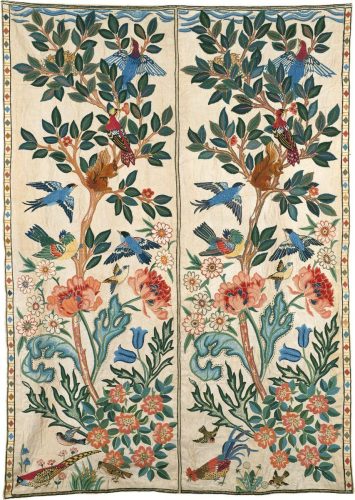 May Morris y Mary Newill, Colgaduras de cama